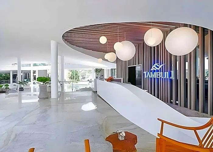 Tambuli Seaside And Hotel 4*