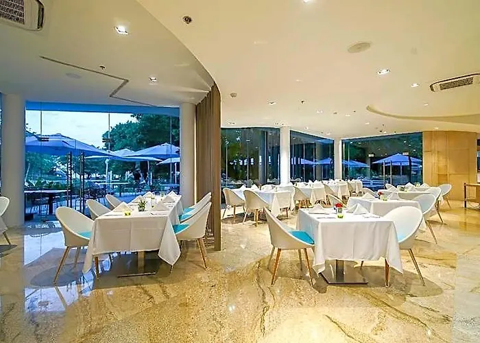Tambuli Seaside And Hotel 4*