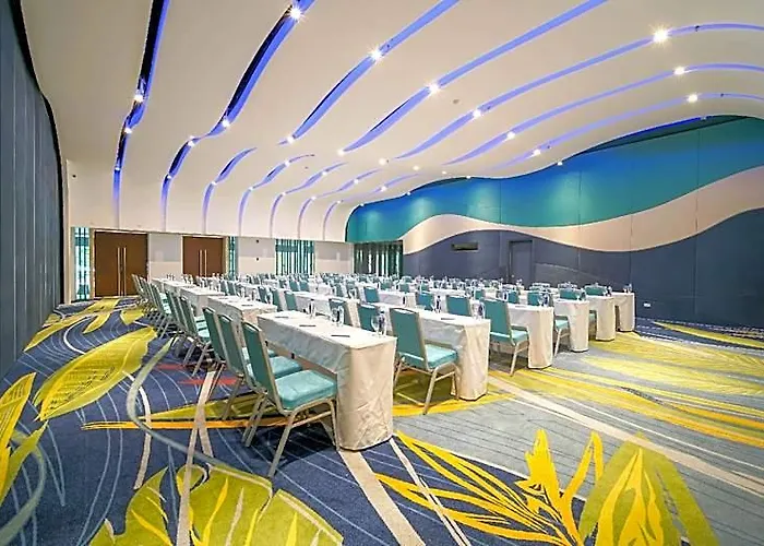 Tambuli Seaside And Hotel 4*