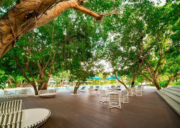 Tambuli Seaside And Hotel Lapu-Lapu City