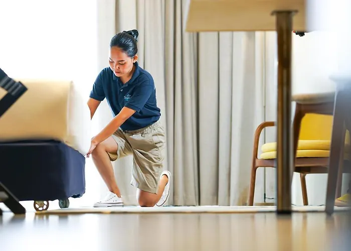 Hotel Tambuli Seaside And